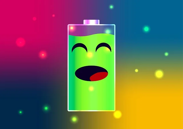 Slik kombinerer du solceller med batteri for maksimal sparing